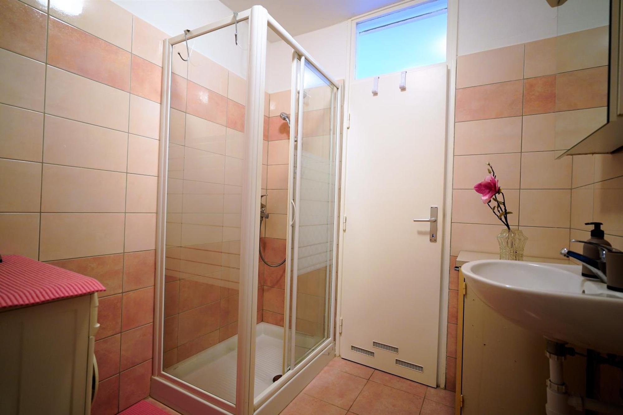 Nada 5 - Apartman S Pogledom Na More *